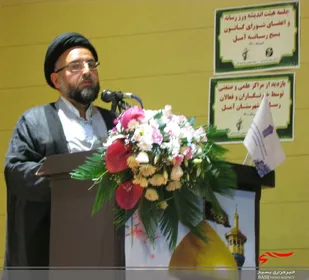 مشارکت بالا دشمنان را دلسرد می کند /حل مشکلات کشور در گرو انتخاب درست مردم است