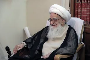 صرف نصف سهم مبارک امام(ع) جهت کمک به زلزله زدگان اندیکا جایز است