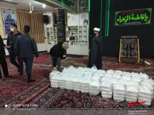 توزیع 400 پرس غذای گرم در سرخه