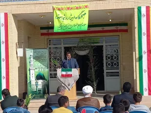 نواخته شدن طنین زنگ ایثار و مقاومت در مدارس شهرستان اشکذر