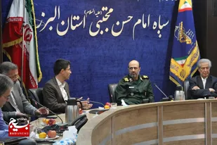 دیدار اعضای اتاق بازرگانی استان البرز، با فرمانده سپاه امام حسن مجتبی (ع)