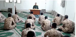 نشست صمیمانه فرمانده سپاه پیشوا با سربازان وظیفه