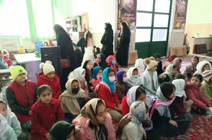 جشن میلاد امام (ع) و دهه فجر در روستای مهرچین ملارد