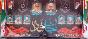 عبودیت بدون نفی طاغوت امکان پذیر نیست