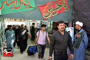 خدمت&zwnj;رسانی بسیج به زائران غیرایرانی اربعین در مبادی ورودی و خروجی ۶ استان کشور/ از استقبال، اسکان و پذیرایی تا پیگیری مشکلات زوار