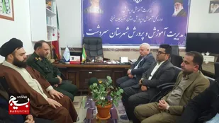 به مناسبت ایام شعبانیه فرمانده سپاه سردشت از فرهنگیان تجلیل کرد