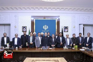 دیدار پزشکیان رئیس جمهور  با نمایندگان خراسان رضوی در مجلس