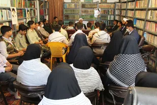 دانش آموزان بسیجی در صف اول مبارزه با استکبار هستند