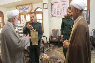 تاکید فرمانده سپاه کازرون بر همکاری و همیاری حوزه علمیه در برنامه&zwnj;های بسیج