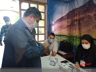 حضور حداکثری مردم در انتخابات حضور نتایج ارزشمندی در بعد داخلی و خارجی دارد