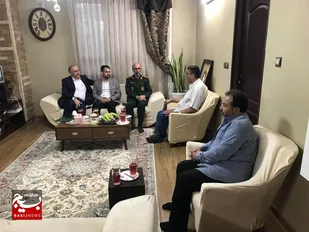 دیدار فرمانده ناحیه مقاومت بسیج امام حسین (ع)، با خانواده شهیده عظیمی