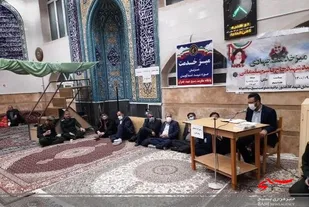 میز خدمت مسئولان در کوی مهدیه میانه دایر شد