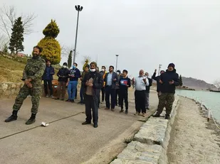 اجرای برنامه های متنوع ورزشی و فرهنگی توسط رزمندگان و بسیجیان گردان ۱۱۲ امام حسین علیه السلام