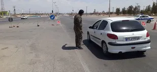 کنترل ورودی شهرستان اردکان توسط بسیجیان حوزه دو جندالله