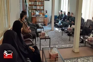 سپاه و روحانیت دو بال و پایه&zwnj;های انقلاب هستند/باید برای مصون ماندن از تهاجم فرهنگی دشمن دغدغه&zwnj;مند باشیم