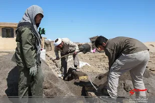 بازسازی ۱۵ منزل سیل&zwnj;زاده مددجویان کمیته امداد به همت جهادگران قمی