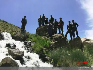صعود بسیجیان ترکمانچای به ارتفاعات بزقوش