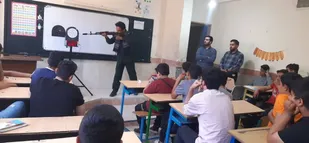 آموزش نظامی در دبیرستان الغدیر شهرستان پیشوا