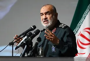 دشمن از نور بسیج هراس دارد/دشمنان می&zwnj;خواهند جوانان ما &laquo;سعودی&raquo; بیندیشند