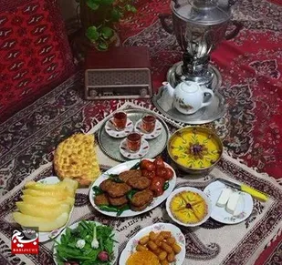 از جشن گل خندانی تا شلیک توپ برای افطار
