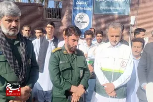 ویزیت رایگان هدیه سپیدپوشان جهادی به شهروندان سراوانی