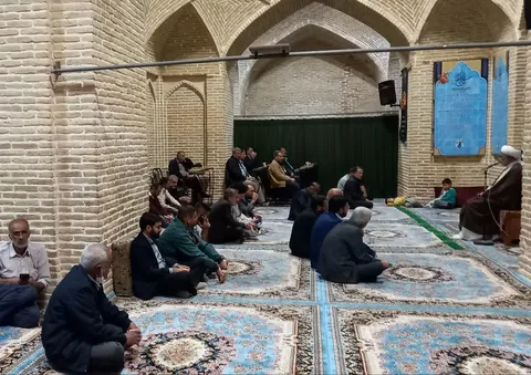 نشست بصیرتی در مسجدجامع شهرکرد