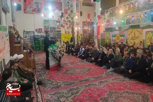 دشمنان آرزوی سرنگونی این انقلاب نورانی و الهی را به گور خواهند برد