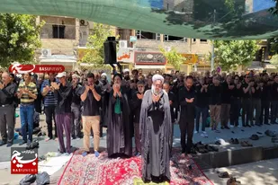 اقامه نمازظهر عاشورا در ملایر