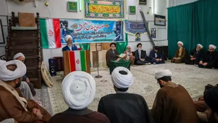 ویژه&zwnj;برنامه گرامیداشت هفته دفاع مقدس که در مدرسه علمیه مصطفی&zwnj;خان شهرستان ساری