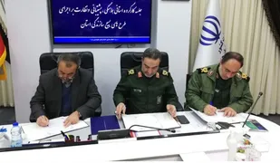 امضای تفاهم نامه اجرای طرح&zwnj;های خراسان جنوبی توسط بسیج سازندگی