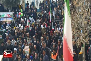راهپیمایی باشکوه روز ۲۲ بهمن در رزن