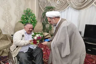 جانبازان مدال افتخار کشور هستند