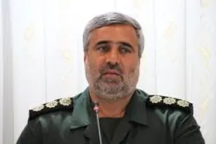 خبرنگار بسیجی با قلم خود در برابر آمریکا ایستادگی کند