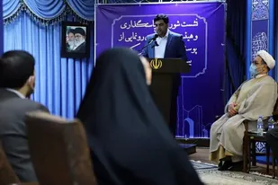 آغاز به کار نخستین کنگره بین المللی شعر ترکی غدیر در تبریز