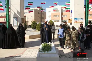 مراسم غبار روبی مزار شهدای مدفون در پردیسان