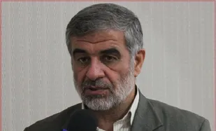 مسئولین استان درباره چرایی سفر سفیر انگلیس به یزد به مردم توضیح دهند