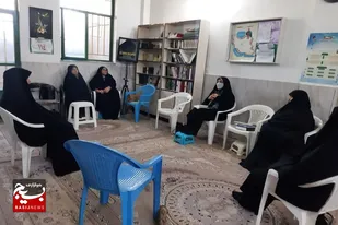 جلسه حلقات صالحین پایگاه مقاومت بسیج خواهران سرخه برگزار شد