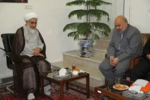 محتوای علمی اجلاسیه نماز را در شهر دارالمومنین قزوین افزایش دهیم
