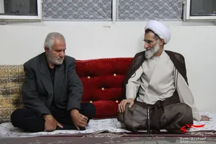 امام جمعه شهرکرد با خانواده دیدار کرد
