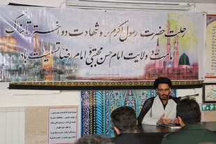 حضرت محمد(ص) نوری برای نجات بشریت از جهالت بود