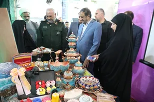 گشایش نمایشگاه اسوه استانی بسیج در شهرکرد+فیلم
