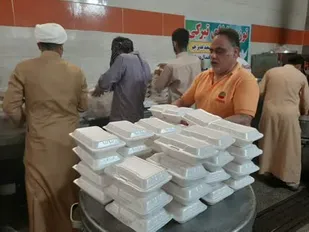 پخت و توزیع ۷۰۰۰ پرس غذا در رامشیر بمناسبت عید غدیر خم