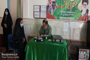 برگزاری اردوی جهادی یک روزه بسیجیان ملایر به مناسبت هفته بسیج