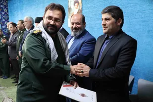 برگزاری مراسم روز پاسدار در شهرستان بهارستان