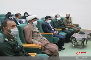 نشست صمیمی دانش آموزان کاشمری با مسئولین این شهرستان