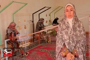 اولین بانوی کارآفرین سیستانی نشان مردمی استقلال از جشنواره عمار را ردریافت کرد