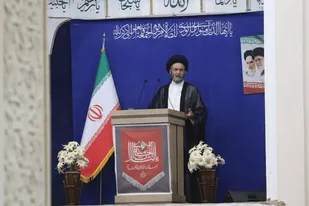خداوند به ملت ما ماموریت داد که در صحنه حاضر شوند