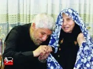 مادر سرتیپ دوم پاسدار حاج صادق آهنگران به رحمت ایزدی پیوست