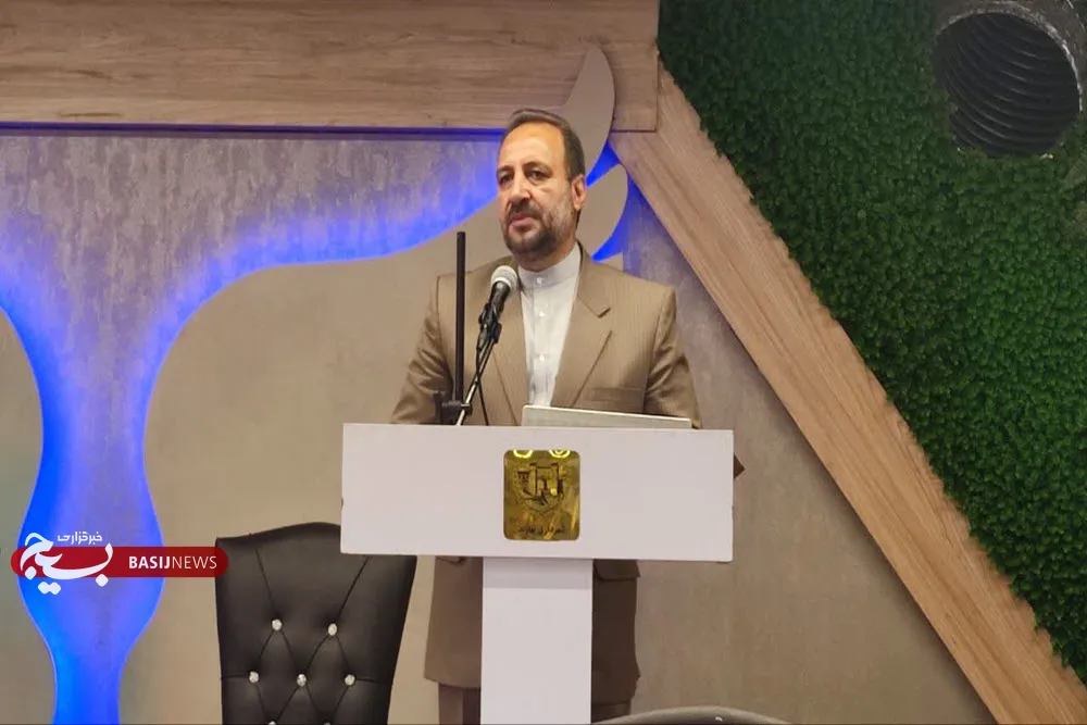 «کشتی نوح» به مقصد تازه گردشگری شهری نهاوند تبدیل میشود «کشتی نوح» به مقصد تازه گردشگری شهری نهاوند تبدیل میشود
