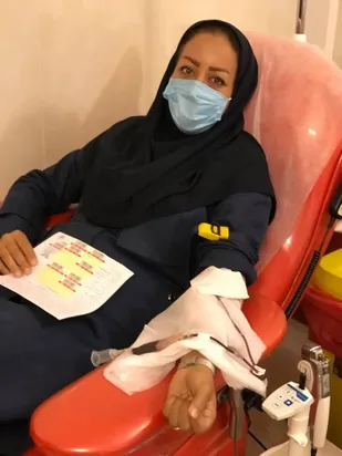 تیم ووشوکاران پایگاه رضوانه حوزه خدیجه(س) در زاهدان خون اهدا کردند